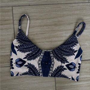 Elegant Navy and Cream Patterned Crop Top